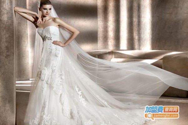 莉莲婚纱加盟费