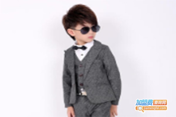 小小吉童装加盟费