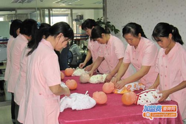 雯红月嫂加盟门店