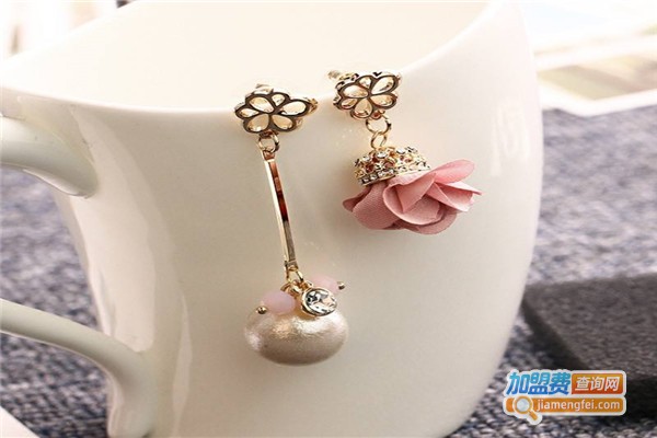 虹蝶配饰加盟费