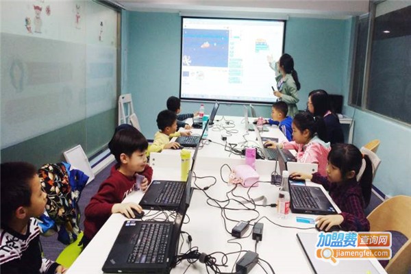 酷码少儿编程教育加盟