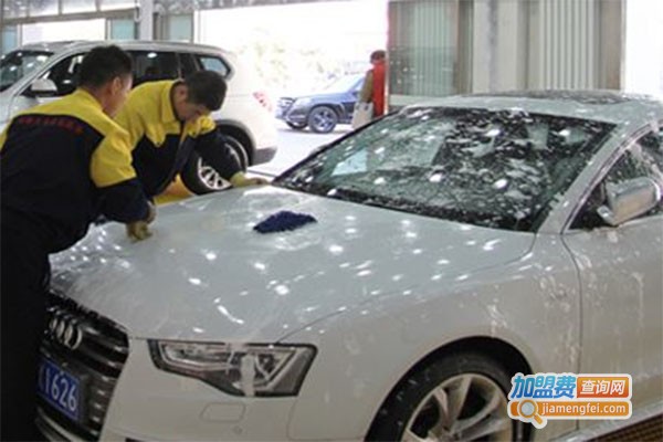 护爱车汽车美容加盟费