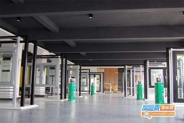 冠特全屋定制加盟费