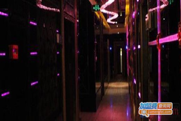 长常乐KTV加盟门店