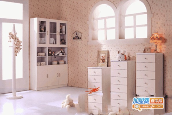 宏鸟衣柜加盟门店