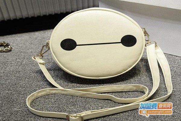 豪迈客箱包加盟门店