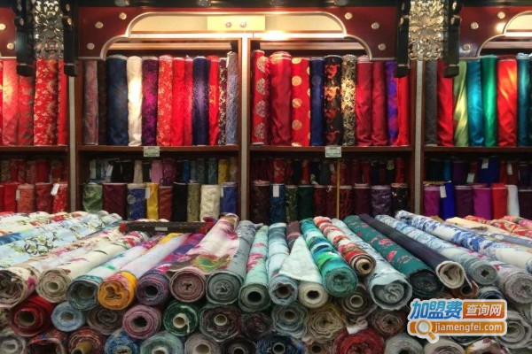 华丽布艺商行加盟费