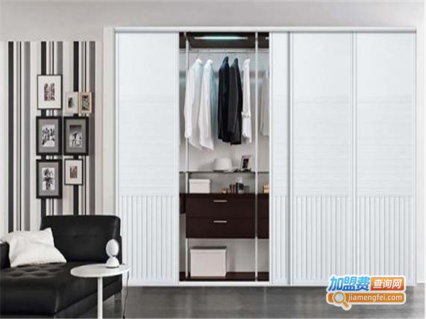 美亚世家衣柜加盟门店