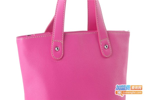 乐乐古奇箱包加盟费