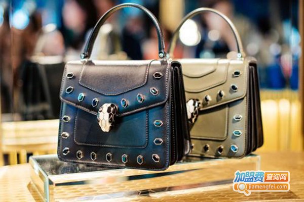 ONLY VIVIDRESS箱包加盟门店