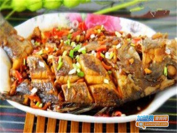潞久烤臭鳜鱼加盟门店