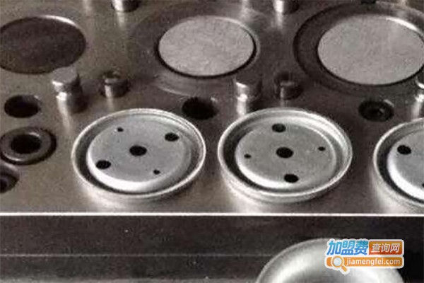 兴荣五金加盟费