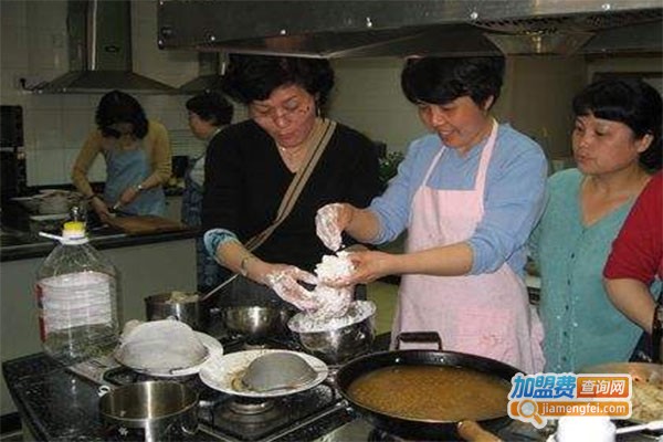 早出晚归保姆加盟费