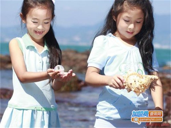 粉孩儿童装加盟