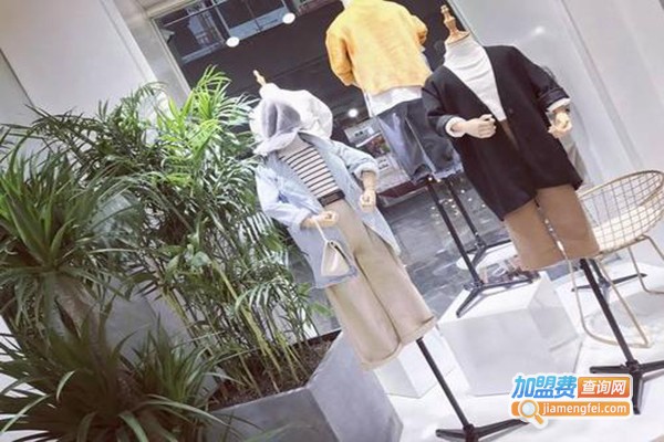 成长脚印童装加盟