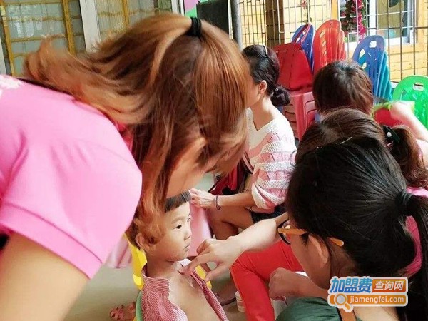 俊辰儿童小儿推拿健康调理中心加盟