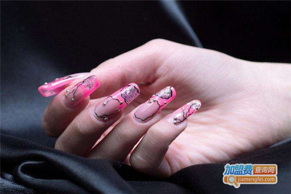 u3美甲店加盟费多少钱