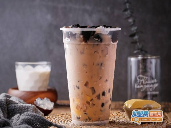 8090奶茶吧加盟费多少钱