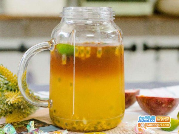 8090奶茶店加盟多少钱