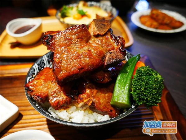 牛战将烧肉饭加盟费