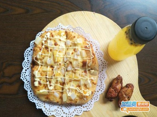 4U披萨店加盟费多少钱