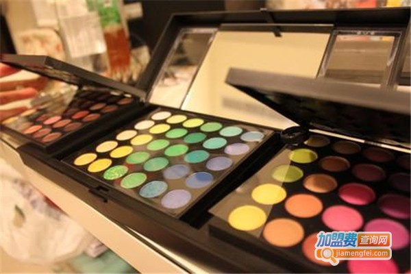 加盟mac专柜要多少钱