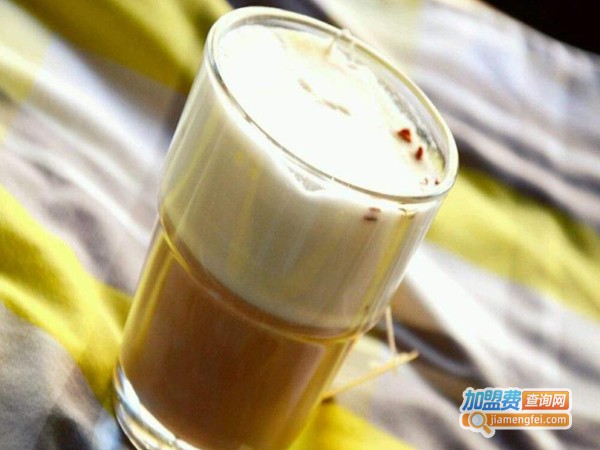 8090奶茶店加盟多少钱