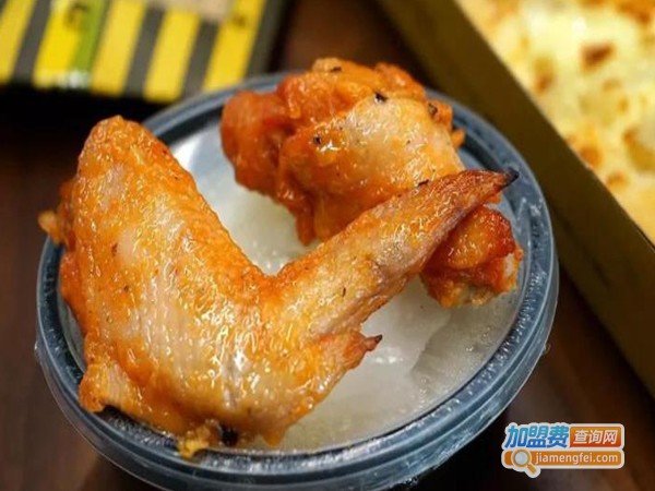 4U披萨店加盟费多少钱