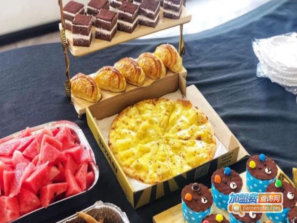 4U披萨店加盟费多少钱