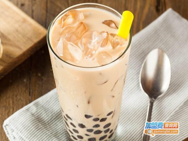 8090奶茶吧加盟费多少钱