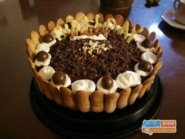 加盟a里蛋糕店多少钱