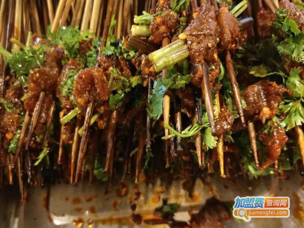 七婆串串香加盟