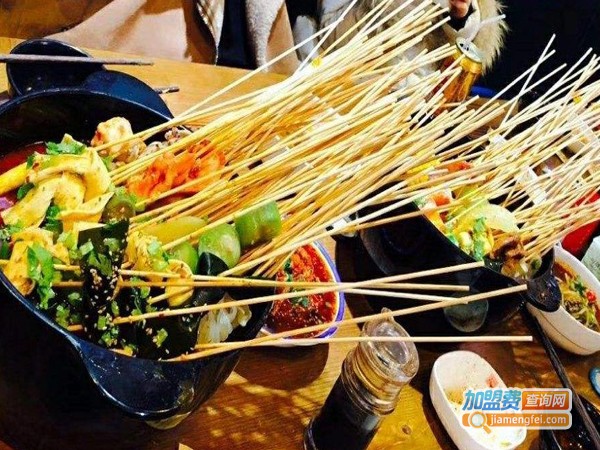 宽窄巷子串串香加盟