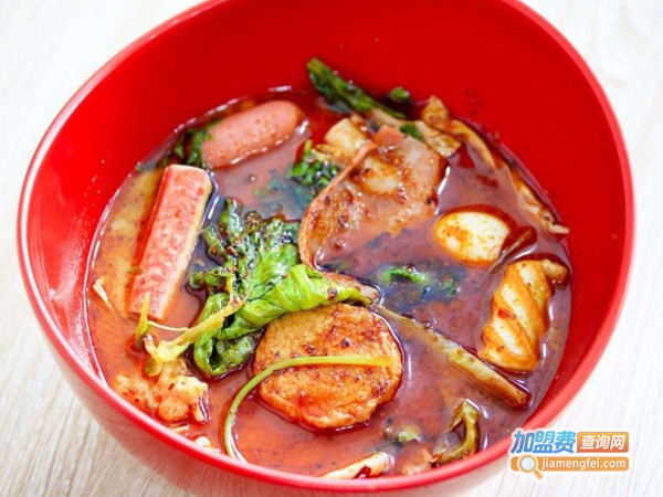 小猪憨尼麻辣烫加盟费多少钱