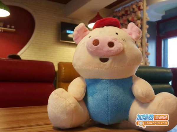 小猪憨尼麻辣烫加盟费多少钱
