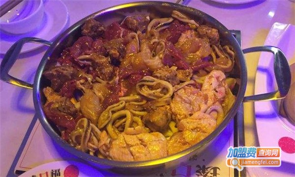 臻口福三汁焖锅加盟要多少钱