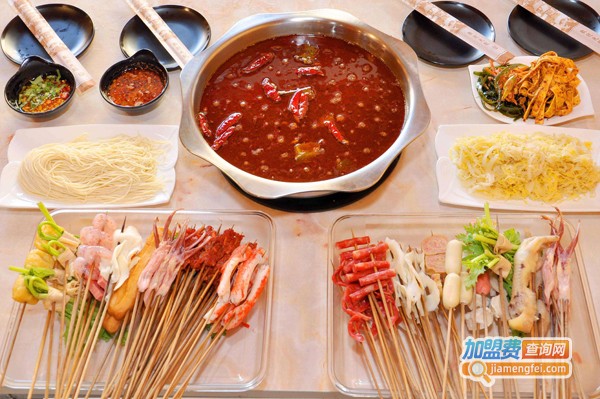 八婆串串香加盟费多少钱