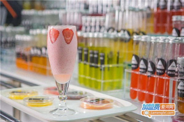 奶茶实验室加盟费多少钱