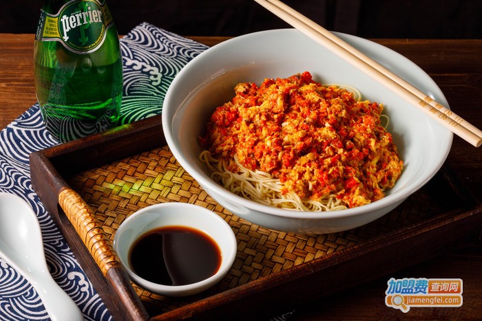 三名草屋蟹黄面加盟费