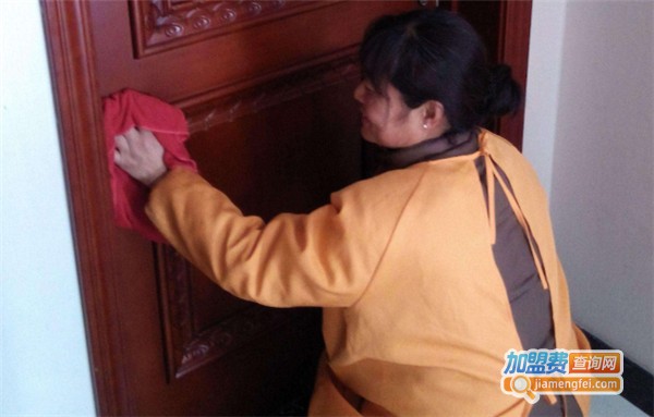 三姐家政加盟费