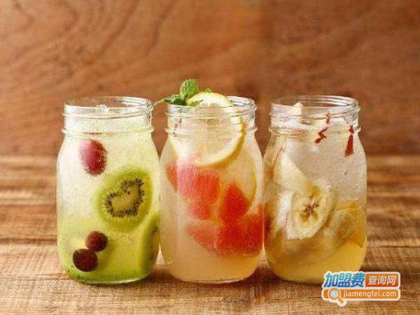 百多乐茶饮加盟费多少钱