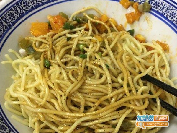 李记热干面加盟费多少