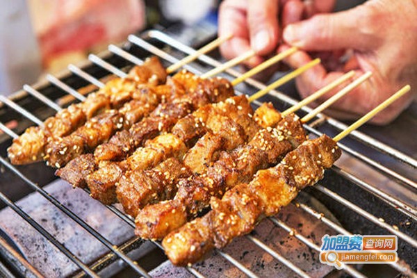 小伙子烧烤加盟费