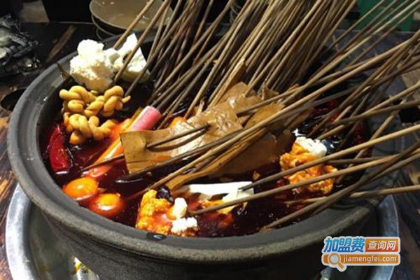 龙窖砂锅串串香加盟费