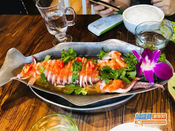 小泰太泰国餐厅加盟费