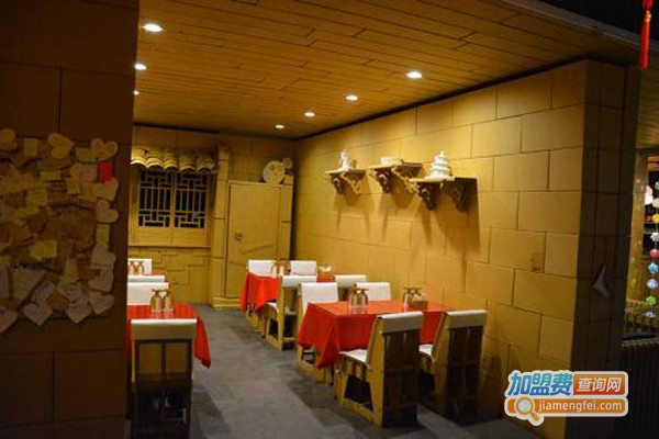 小型时尚主题餐厅加盟费