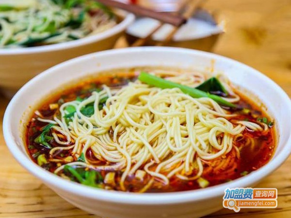 嘿小面特色面馆加盟