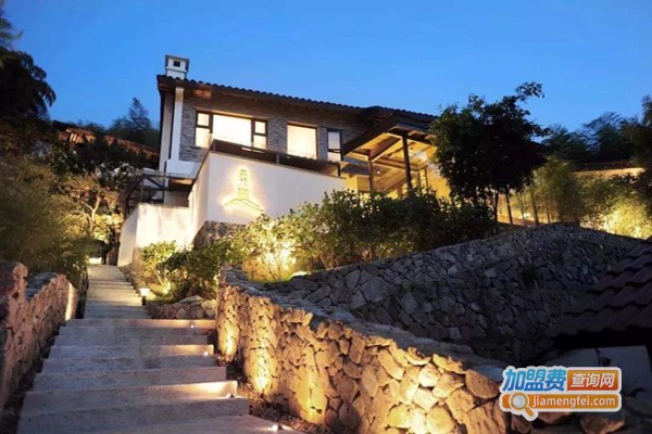 高端民宿加盟费