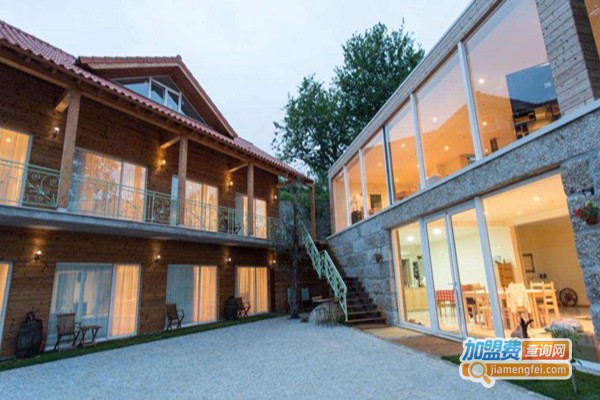 高端民宿加盟费