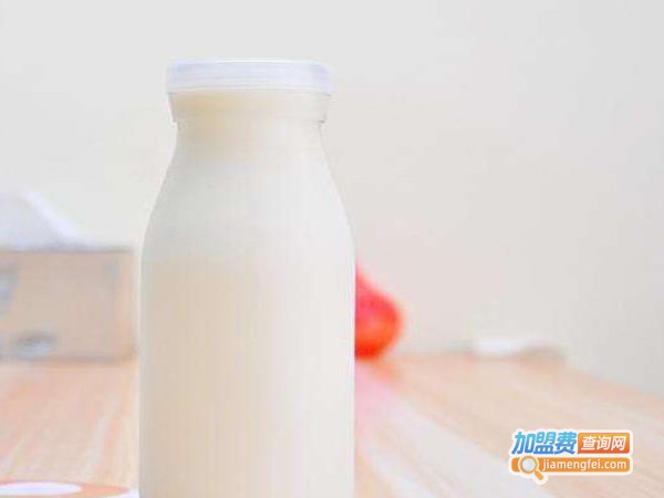 壮壮鲜奶吧加盟费